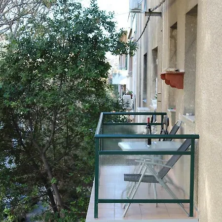 Cozy Mihaela With Balcony, Near Park Marjan & Old Town - Quiet Neighborhood Apartment Split